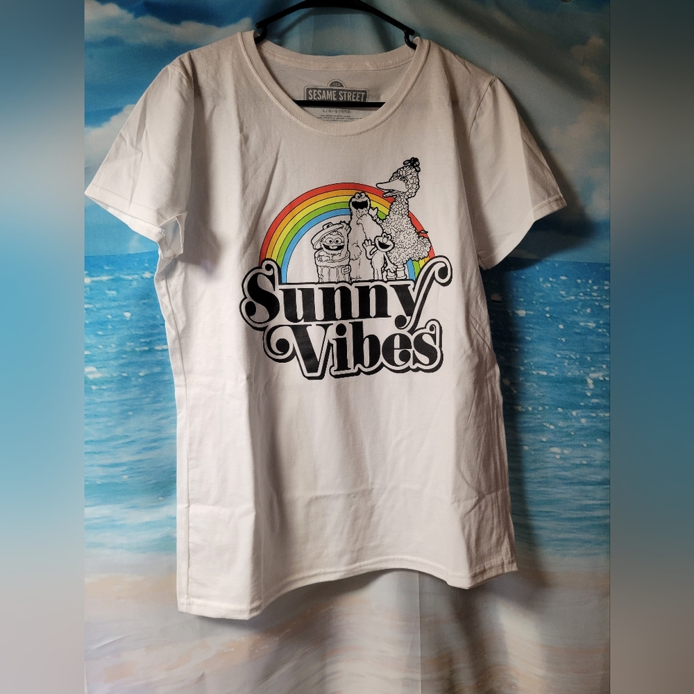 Sesame Street NWOT Rainbow Sunny Vibes Tshirt Women's Size Small & Large